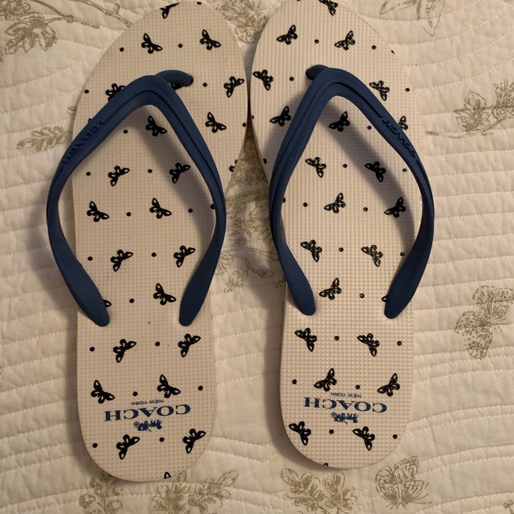 COACH FLIP FLOPS